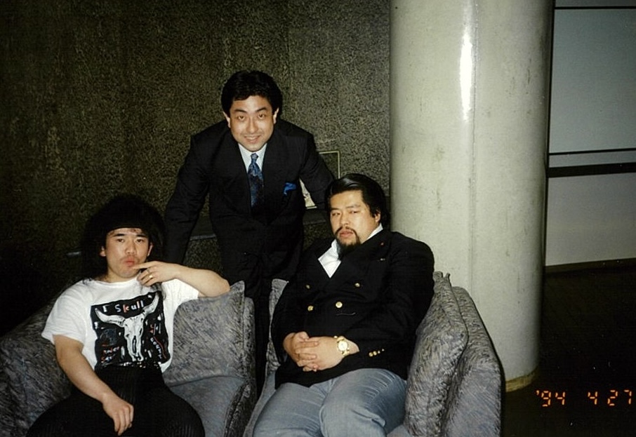 左から清田益章氏、一条真也、秋山眞人氏